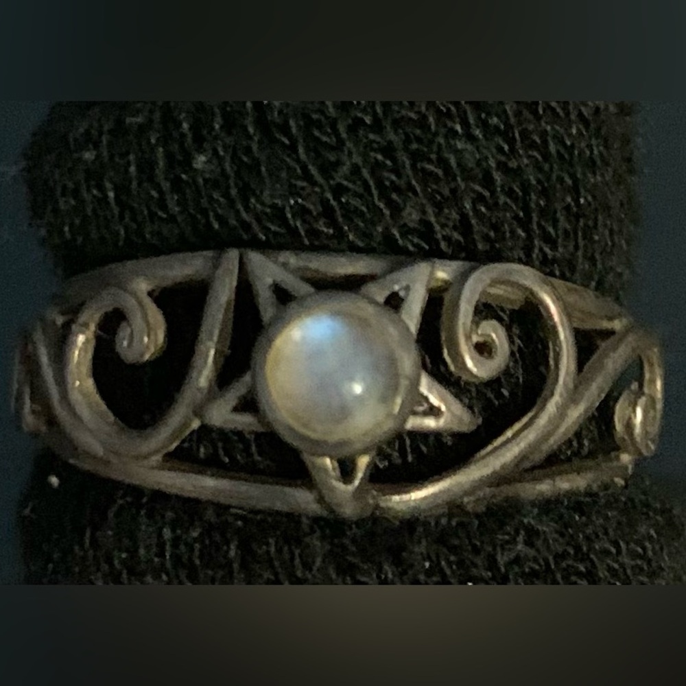 Moonstone star Sterling silver ring